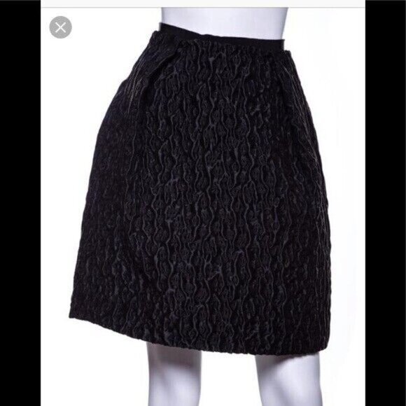 Carven BNWOT black textured Skirt sz 34 (US small) pleated & pockets - Picture 1 of 8